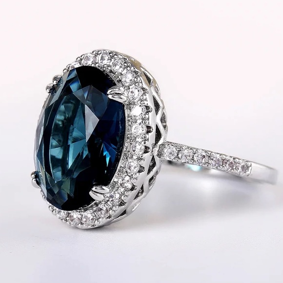 NEW 925 STERLING SILVER OVAL LONDON BLUE DIAMOND RING - Picture 6 of 6